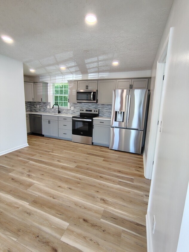 Foto del edificio - 3136 Greggwood Dr