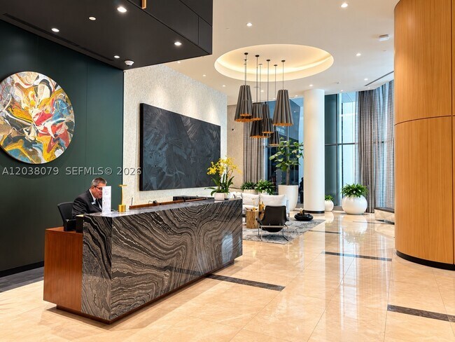 Foto del edificio - 55 SW 9th St