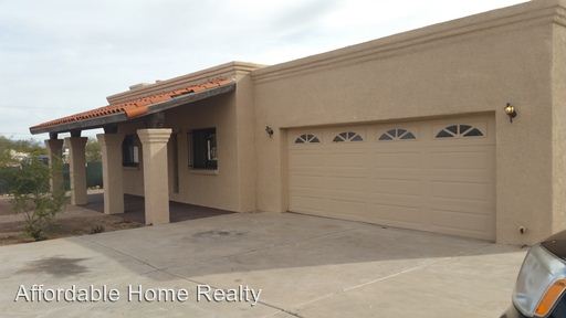 Primary Photo - 3901 W Valencia Rd