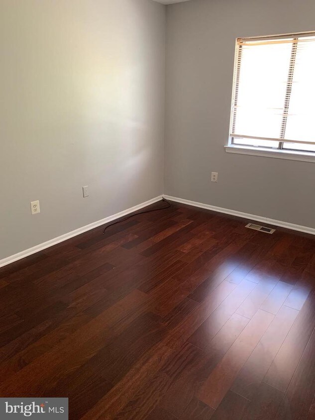 Primary Photo - 6500 Woodgreen Cir