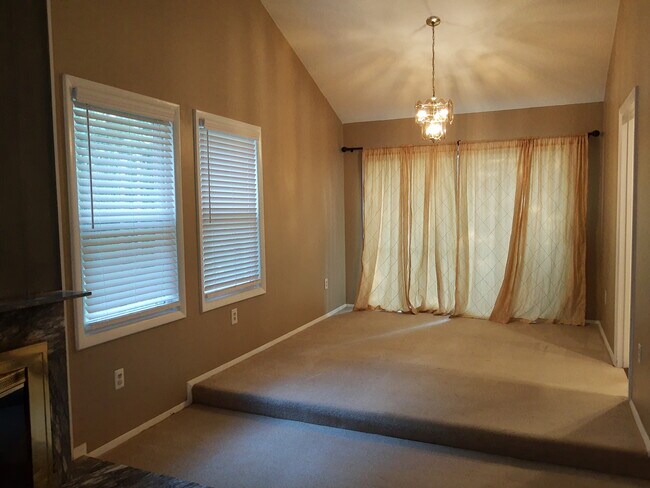 Foto del edificio - 9 Pheasant Run Ct