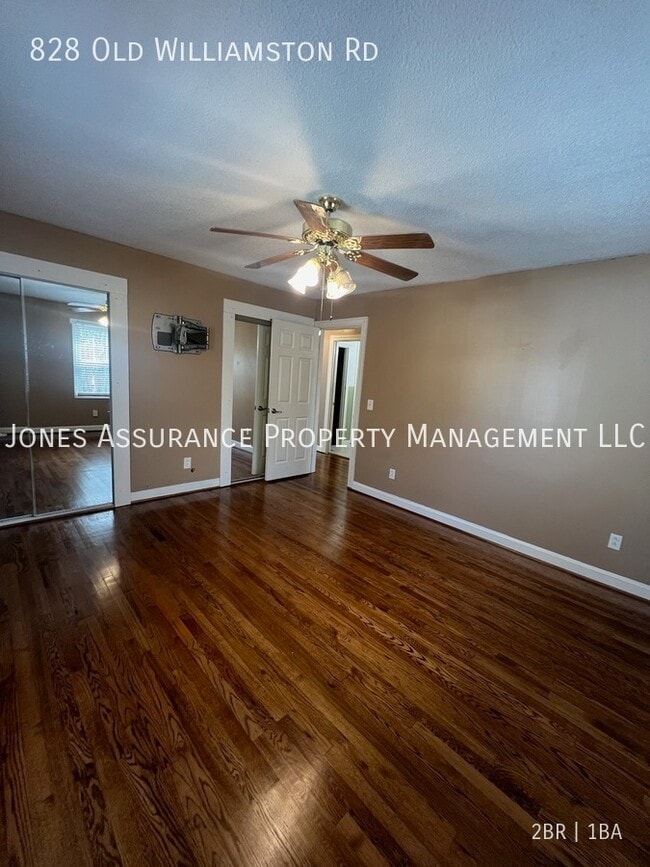 Foto del edificio - 828 Old Williamston Rd