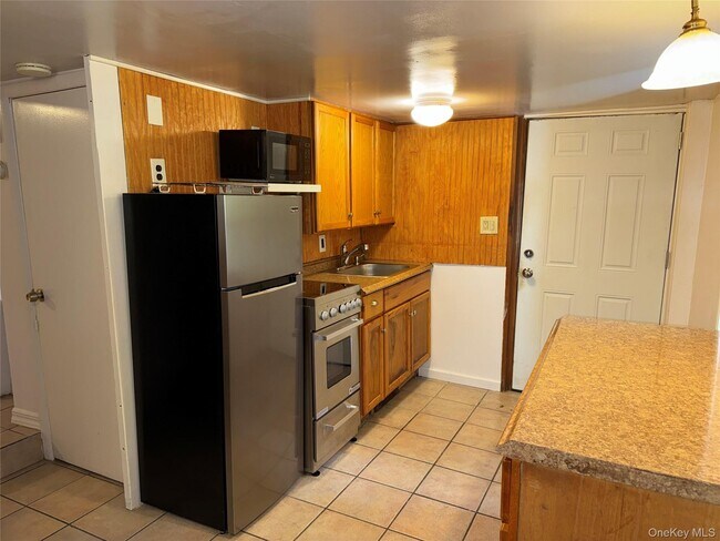 Foto del edificio - 198 Kings Ferry Rd