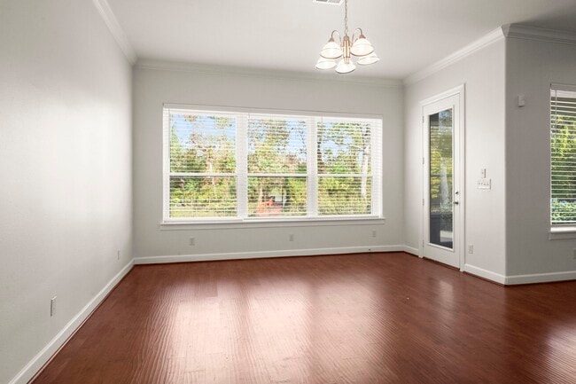 Foto del edificio - 107 Island Blvd