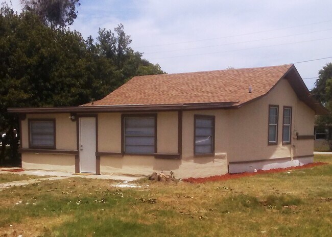 Foto del edificio - 130 E Grace St