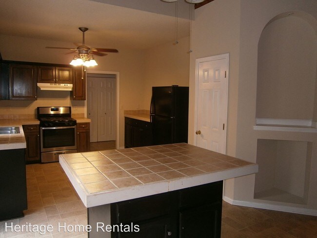 Foto del edificio - 4115 S Laurel Grove Rd