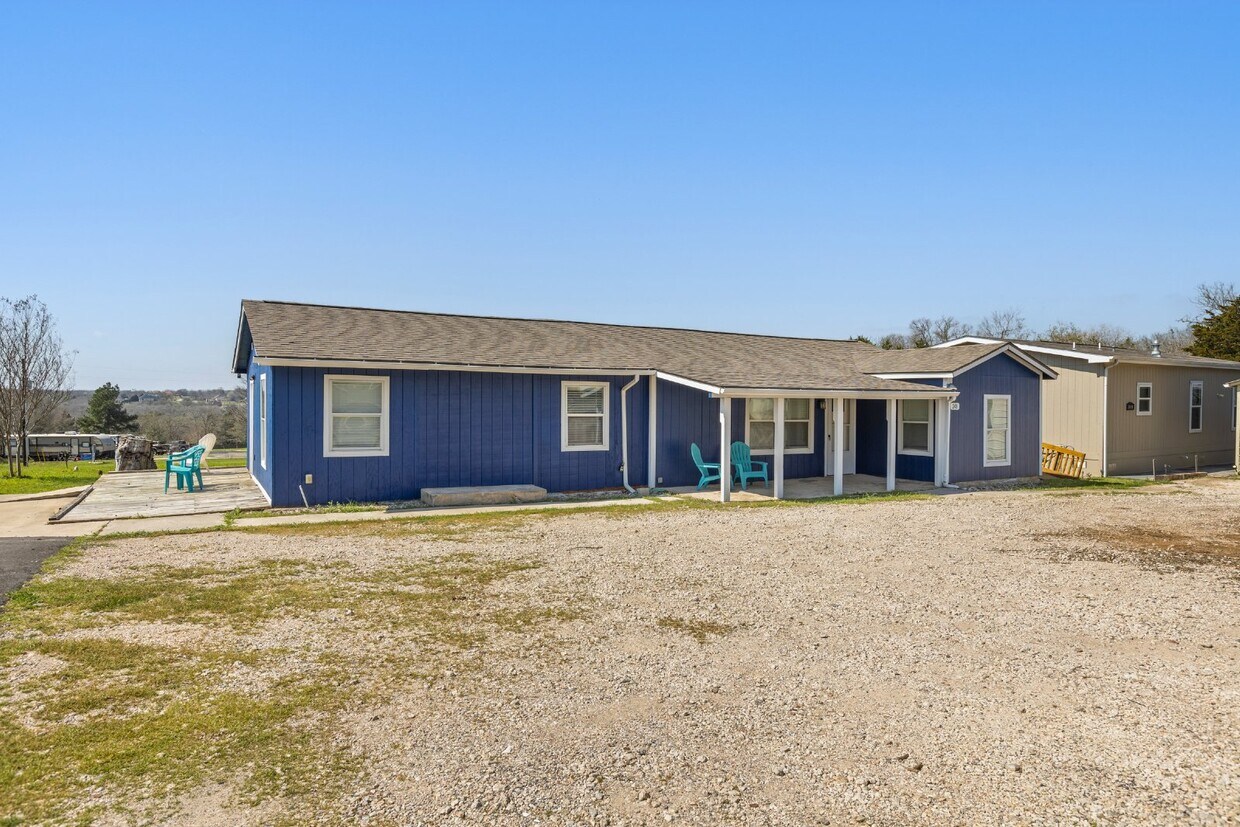Foto principal - Well Maintained 3/2 in Cedar Creek