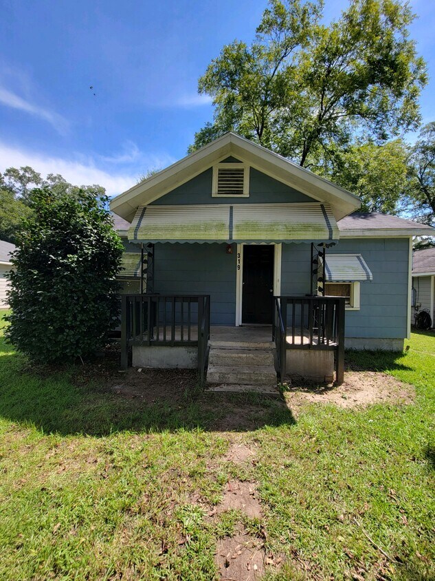 319 16th Ave S, Phenix City, AL 36869 House Rental in Phenix City, AL