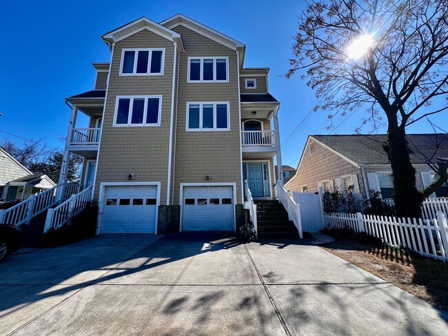 Building Photo - Cute Willoughby Beach Condo