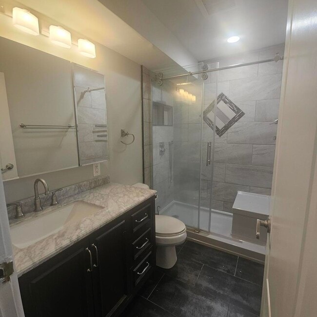 Building Photo - 1461 N Winslowe Dr