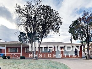 Building Photo - 3115 W Maryland Ave