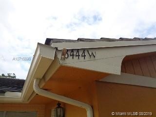 Building Photo - 8444 NW 23rd Manor