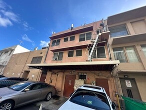 Building Photo - 2123 Lau‘ula St