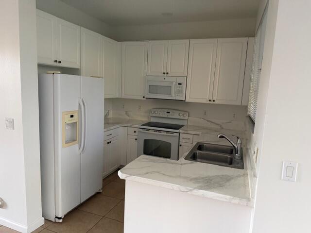 Foto del edificio - 4459 Cotswold Hills Dr