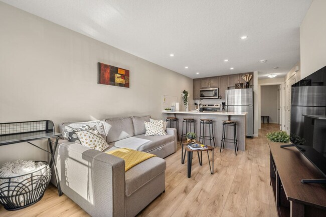 Building Photo - 260 Rowley Way NW