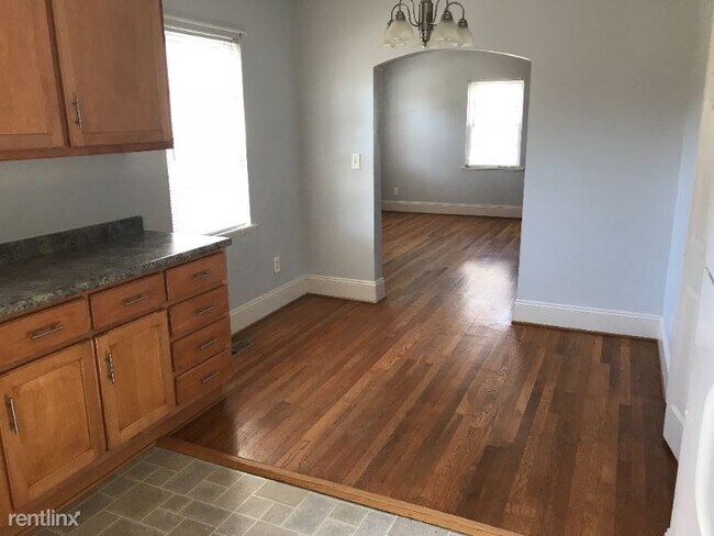 Building Photo - 2 br, 2 bath House - 1005 Kensington Avenue