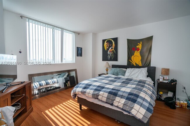 Foto del edificio - 1800 N Bayshore Dr