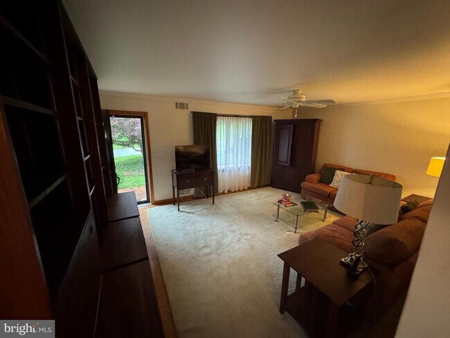 Foto del edificio - 1501 Whistler Rd