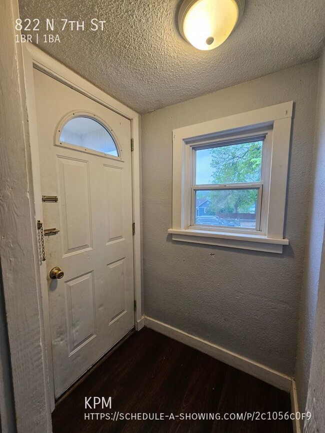 Building Photo - 1 BED | 1 BATH | SINGLE-FAMILY HOME | SING...