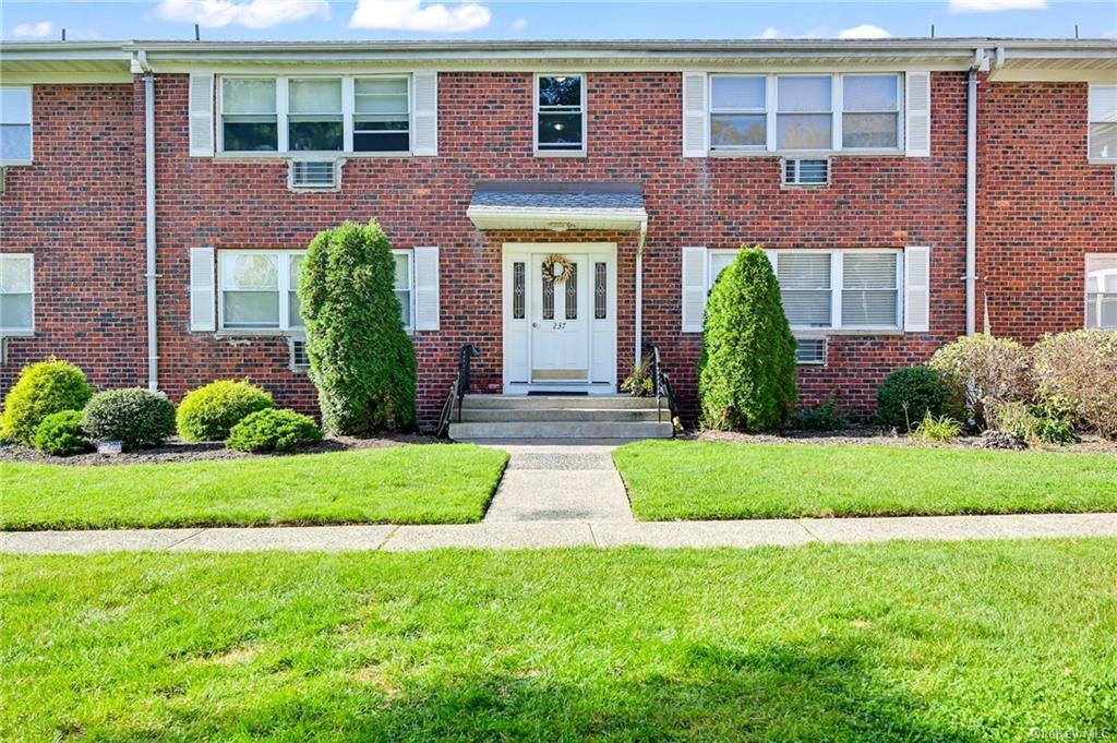 Primary Photo - 237 N Middletown Rd