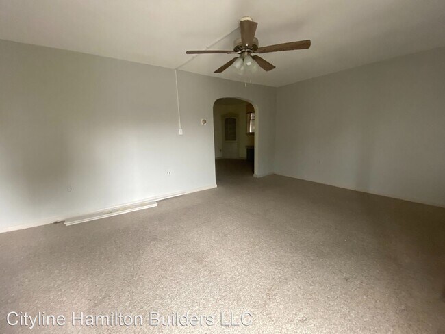 Building Photo - 2 br, 1 bath Apartment - 2206 Main St