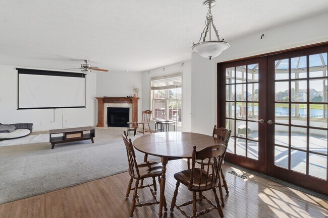 Foto del edificio - 3921 Trailway Dr