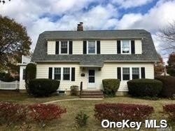 Primary Photo - 27 Oak St