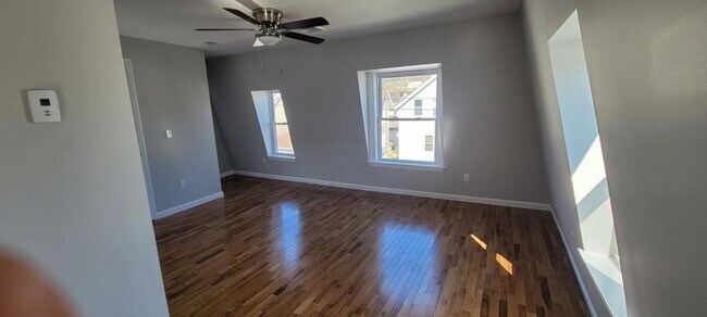 Foto del edificio - 424 Linden St