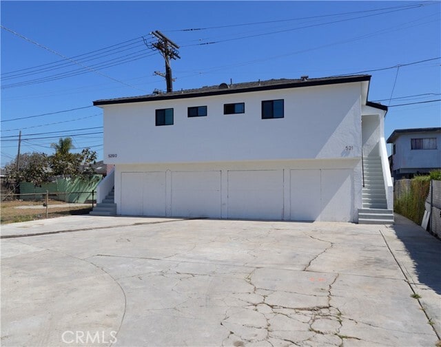 Building Photo - 521 W 78th St