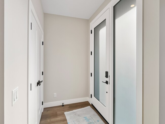 Photo du bâtiment - 2620-2628 28 Ave SW