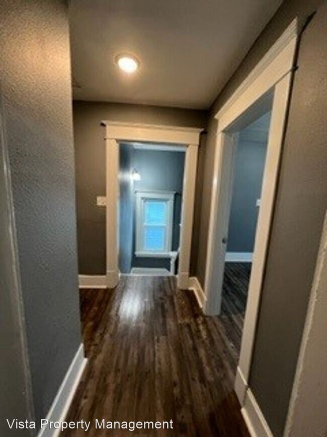 Building Photo - 2 br, 1 bath House - 1730 1/2 South M St