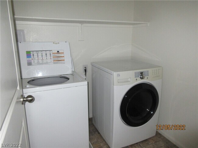 Building Photo - 10111 Trumbull Point Ct