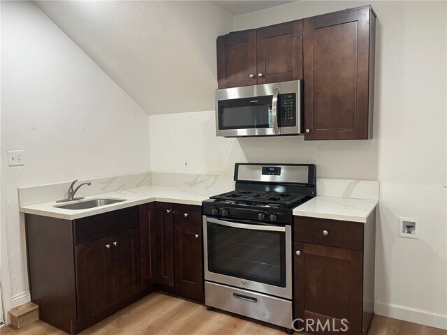 Foto principal - 34667 Borchard Rd