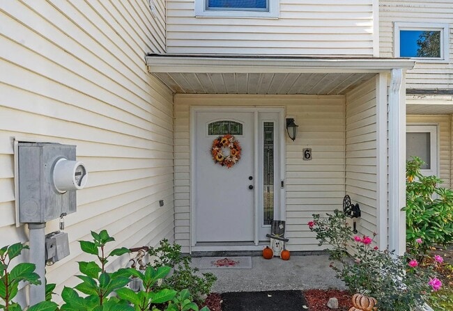 Foto del edificio - 6 Heartwood Ct