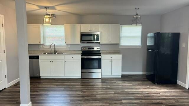 Building Photo - 3524 Woodridge Dr SE
