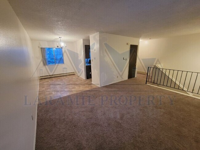 Building Photo - 708 Downey St