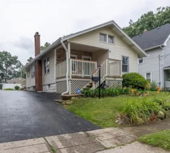 Foto del edificio - 454 Grove Ave