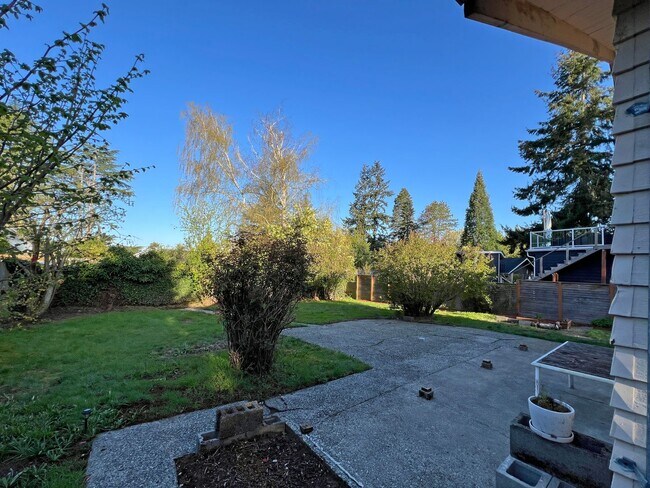 Building Photo - Application Pending- Charming West Seattle...