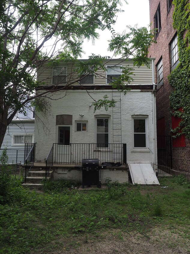 6120 Hudson Ave, West New York, NJ 07093 6120 Hudson Ave West New