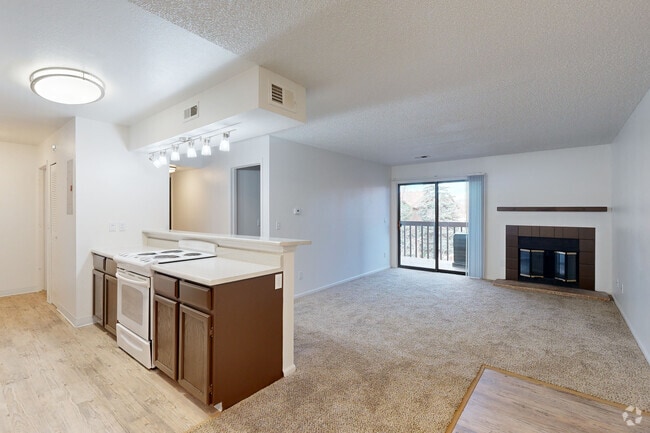 2HAB, 2BA - 1,025 ft² - Palmetto Club Apartments