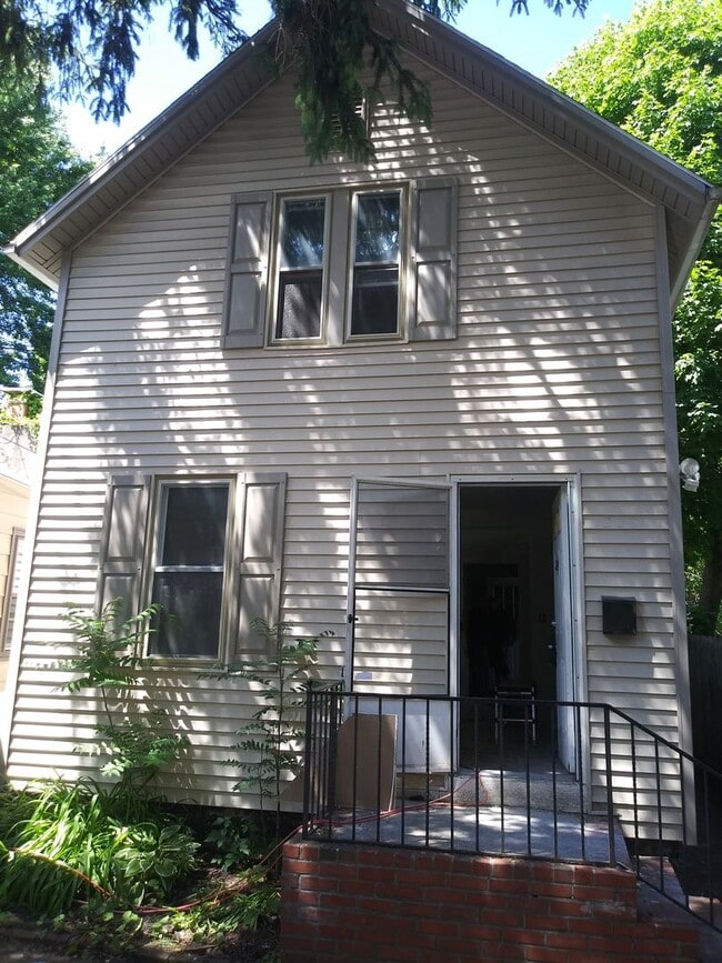 Building Photo - 236-238-238 Cypress St