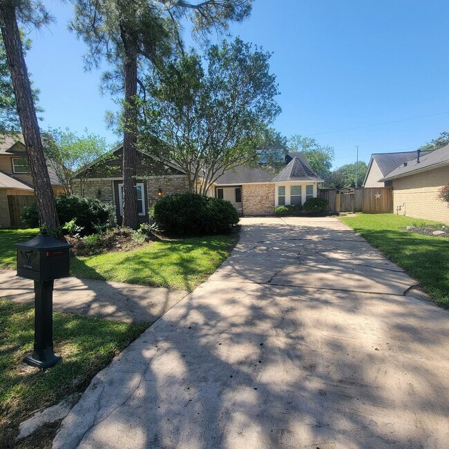 Building Photo - 12307 Gambit Drive