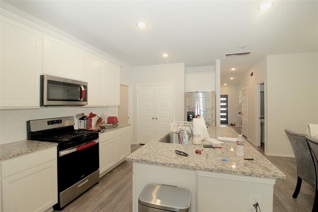 Foto del edificio - 23235 Spring Genesis Ln