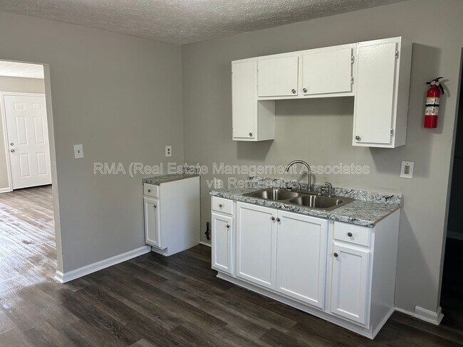 Foto del edificio - 409 E Central Ave