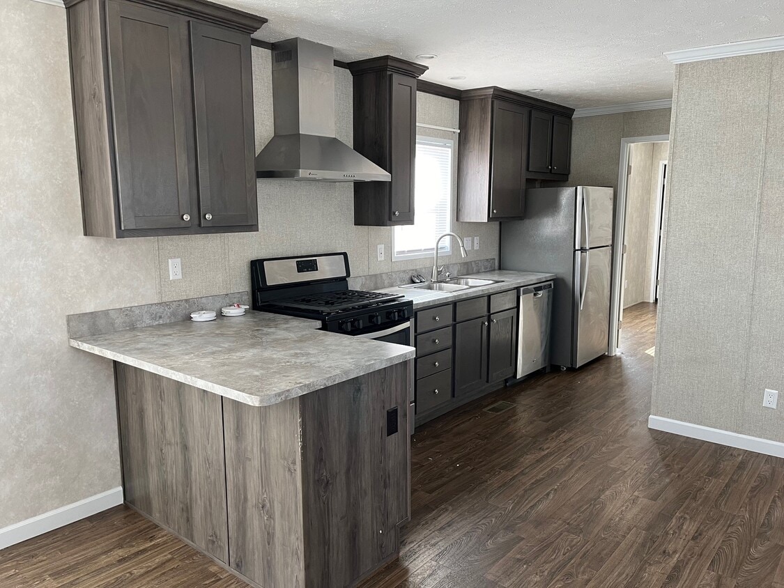 Foto principal - 85 Nettie Ave