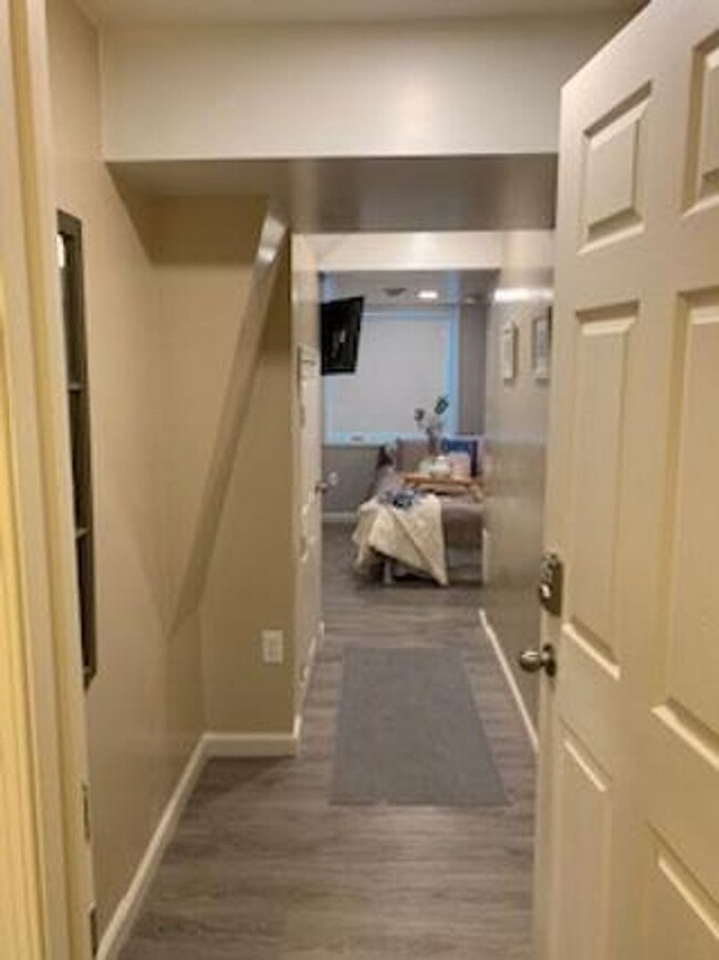 Foto del edificio - Spacious townhome located in The Gates ava...