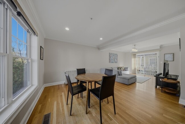 Photo - 1707 Summer St Townhome
