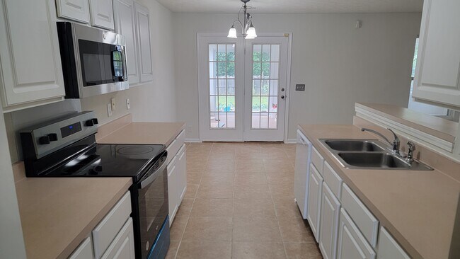 Foto del edificio - 4473 Frost St