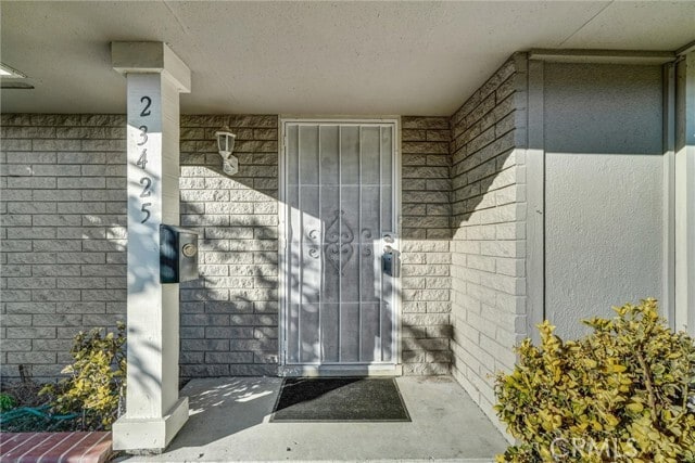 Building Photo - 23425 El Reposa