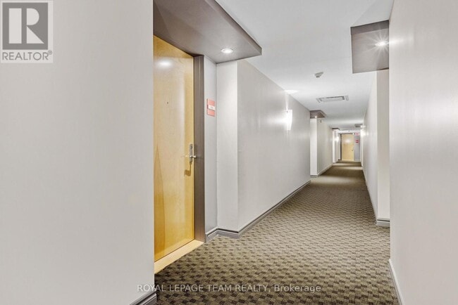 Building Photo - 200 Lett St